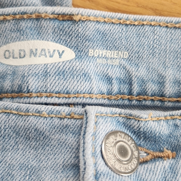 Old Navy Distressed Boyfriend Jeans Light Wash Size 0 - Picture 4 of 4